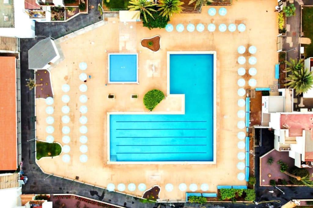 Apartamento Con Piscina Sur De Tenerife กอสตา เดล ซิเลนซิโอ ภายนอก รูปภาพ