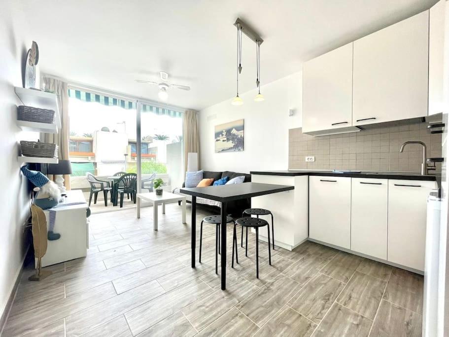 Apartamento Con Piscina Sur De Tenerife กอสตา เดล ซิเลนซิโอ ภายนอก รูปภาพ