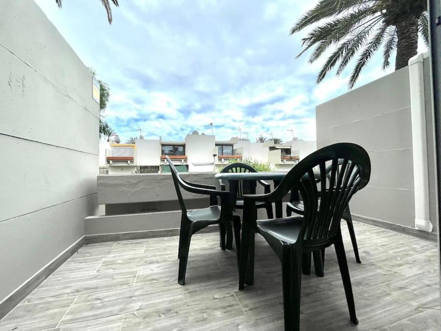 Apartamento Con Piscina Sur De Tenerife กอสตา เดล ซิเลนซิโอ ภายนอก รูปภาพ