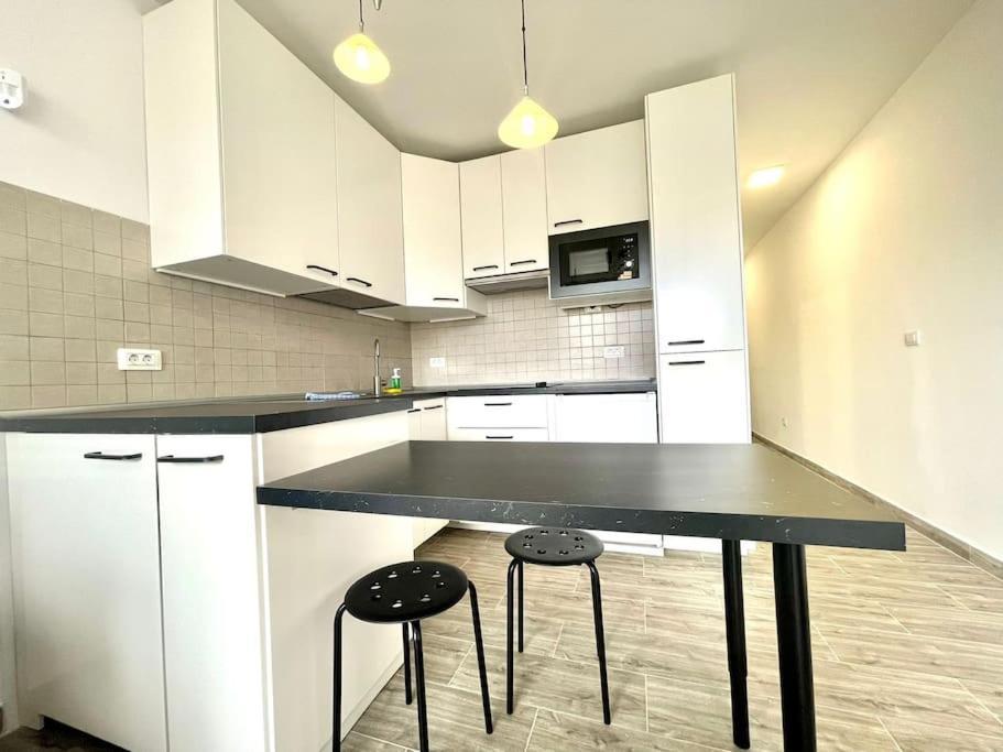 Apartamento Con Piscina Sur De Tenerife กอสตา เดล ซิเลนซิโอ ภายนอก รูปภาพ